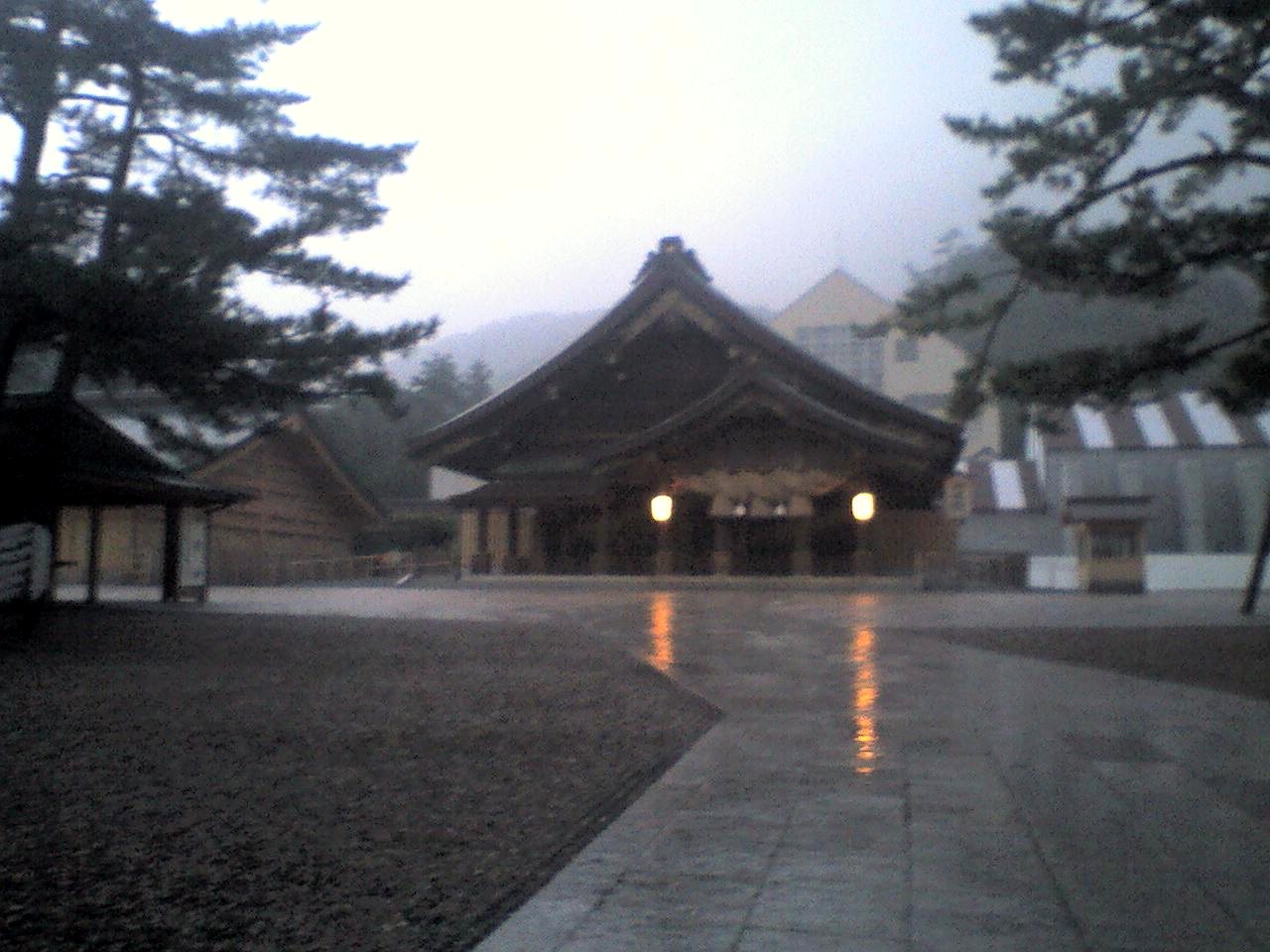 201005250508_島根県_出雲大社
