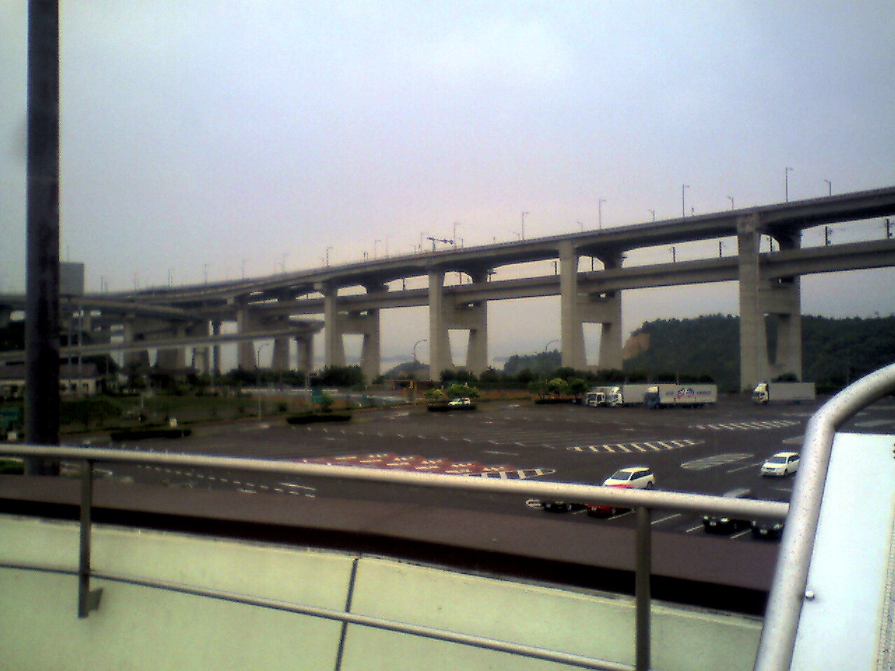201006070753_岡山県_瀬戸大橋_与島