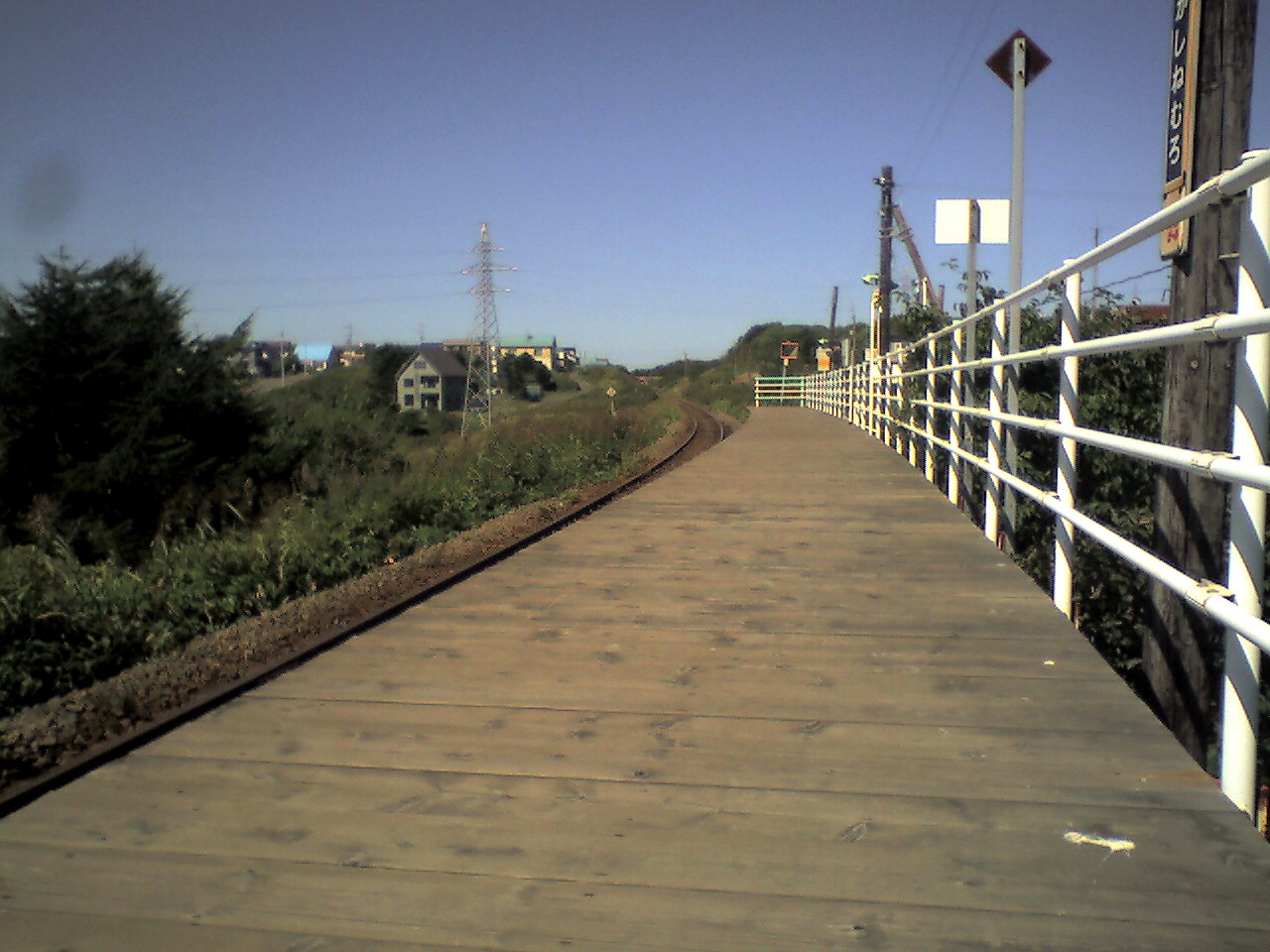 201009131125_北海道_東根室駅ﾌｫｰﾑ