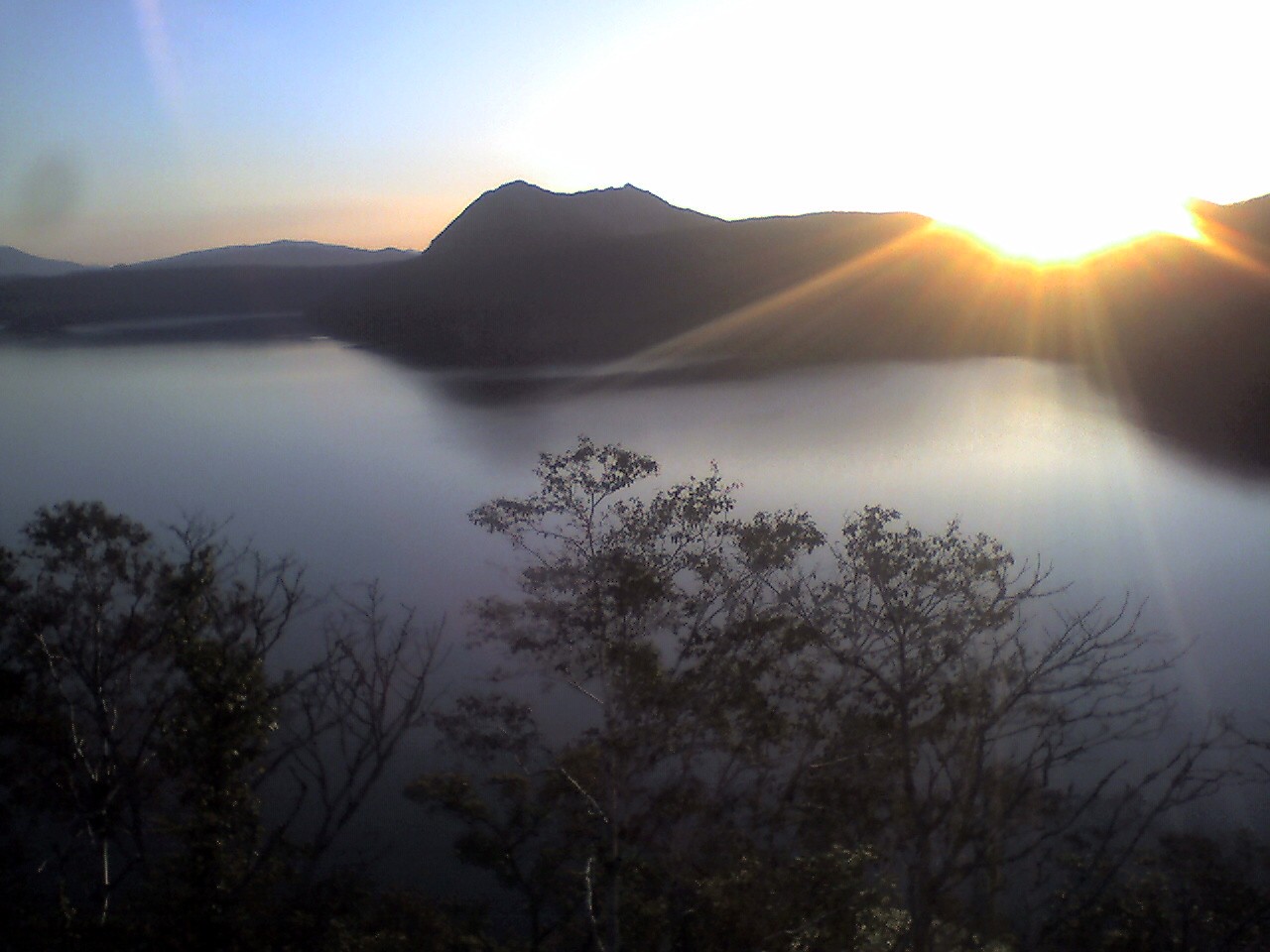 201009140525_北海道_摩周湖
