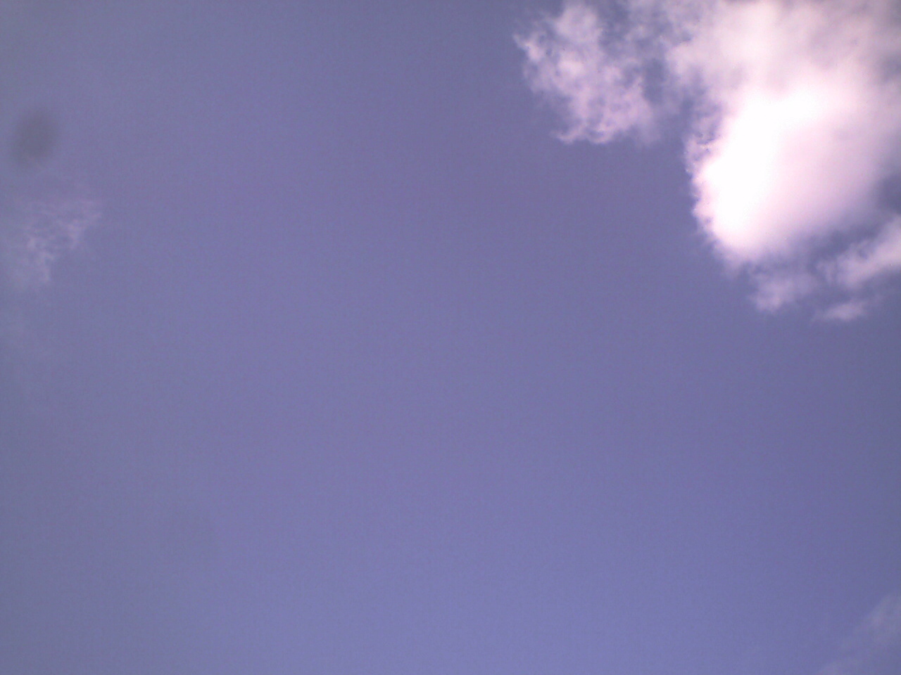 201009171105_北海道_函館港上空