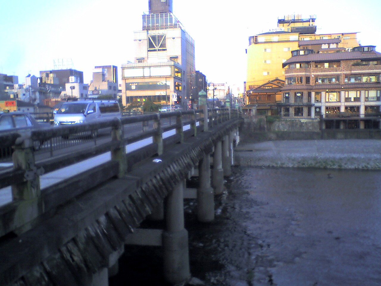 201009220613_京都府_三条大橋
