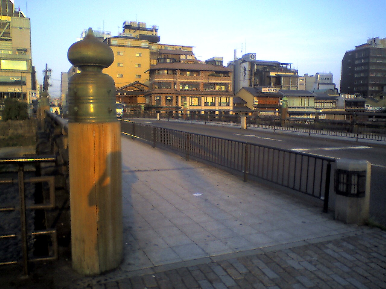 201009220633_京都府_三条大橋